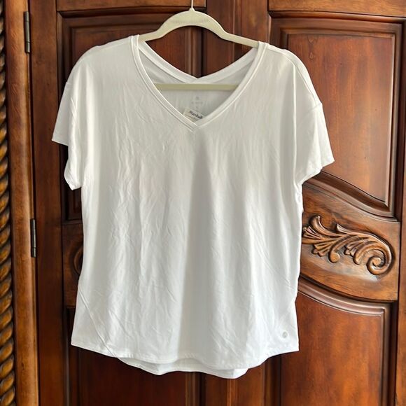 Apana activewear white shirt- size M - Picture 1 of 5